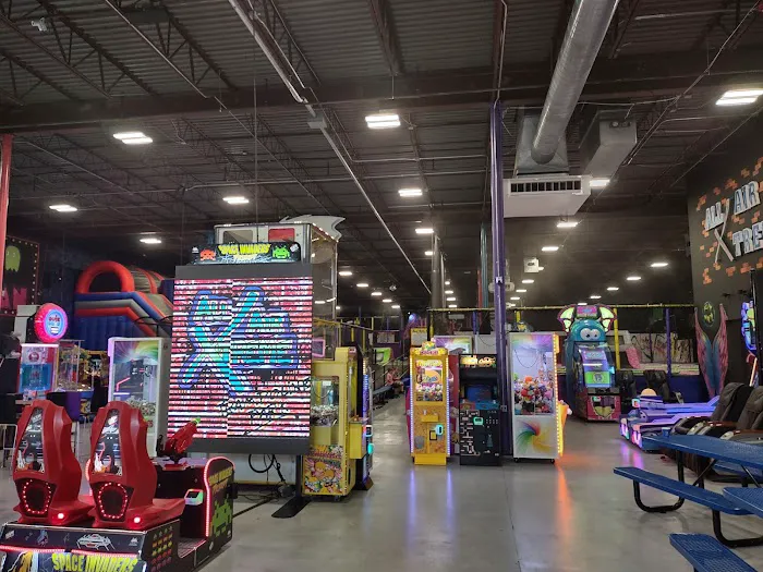 All Air Extreme Trampoline Park Picture 6