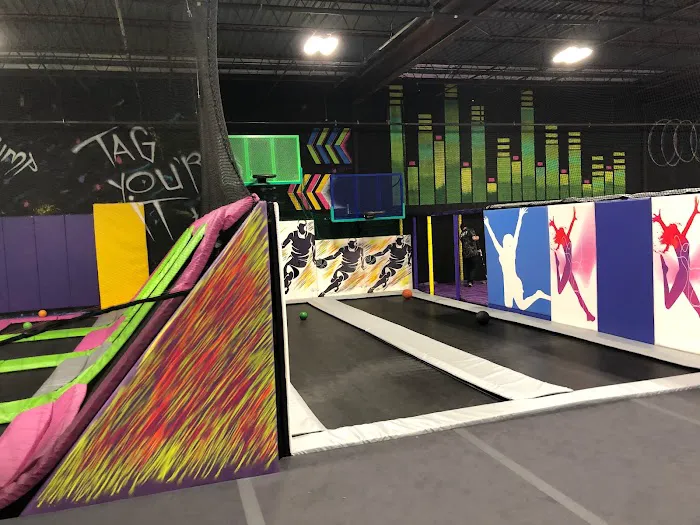 All Air Extreme Trampoline Park Picture 1