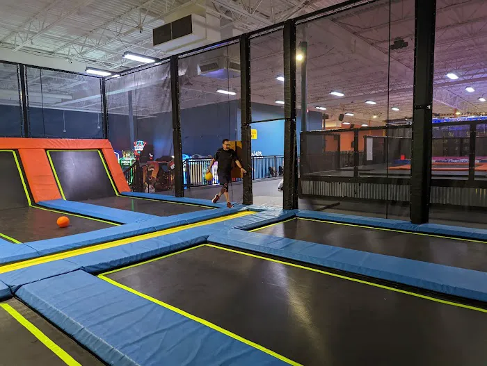 Urban Air Trampoline and Adventure Park Picture 6