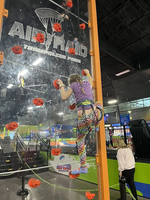Air Raid Trampoline Park Picture 7