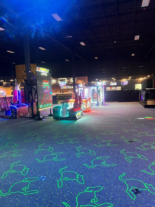 Launch Family Entertainment Dearborn Picture 5
