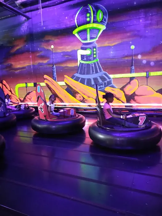 Zap Zone Glo-Golf Picture 7
