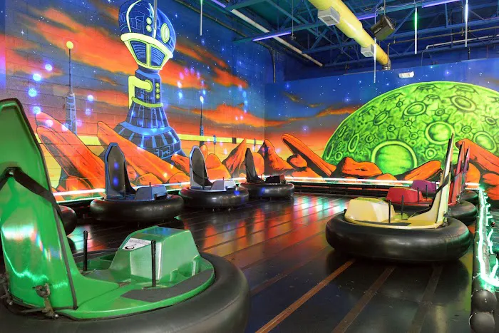 Zap Zone Glo-Golf Picture 6