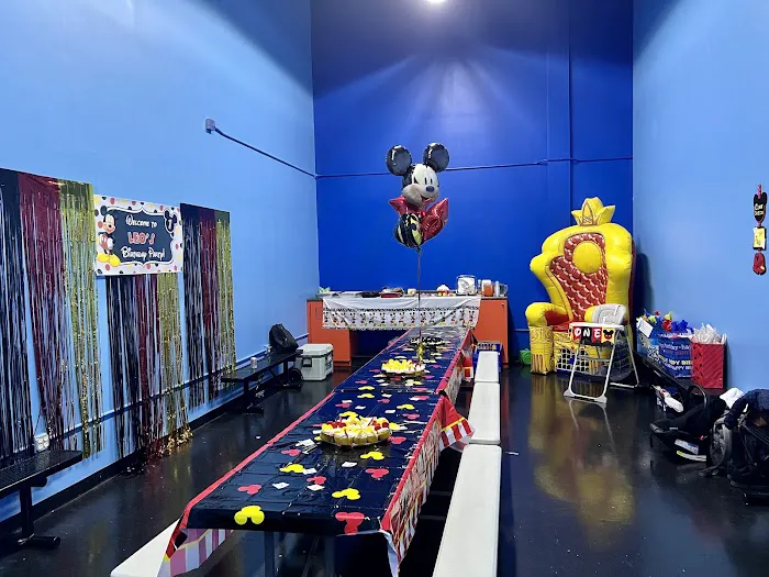Bounce It Up Picture 6