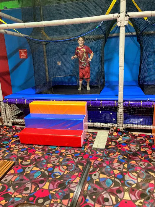 Yoyo's Fun Center Picture 3