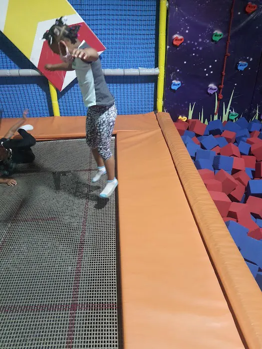Yoyo's Fun Center Picture 2