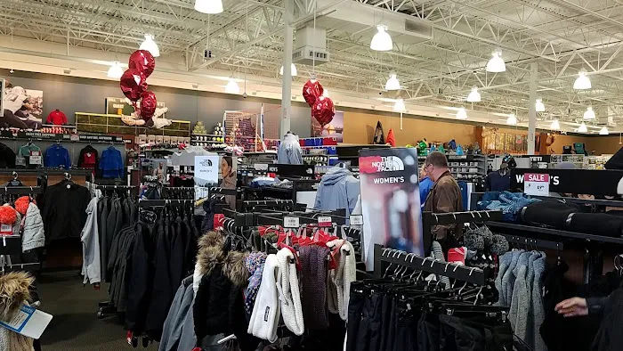 DICK'S Sporting Goods Picture 10