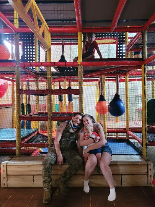 Jungle-Junction Indoor Playground Picture 4