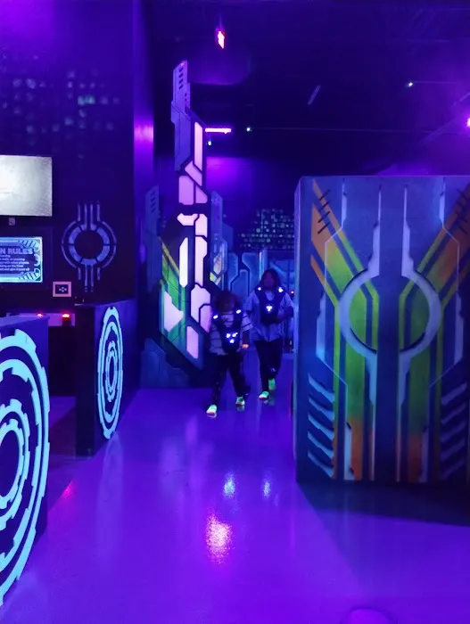 Urban Air Trampoline and Adventure Park Picture 6