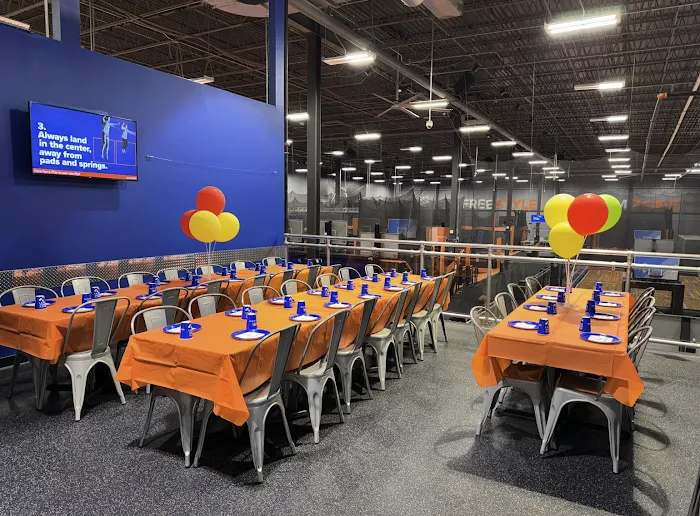 Sky Zone Trampoline Park Picture 9