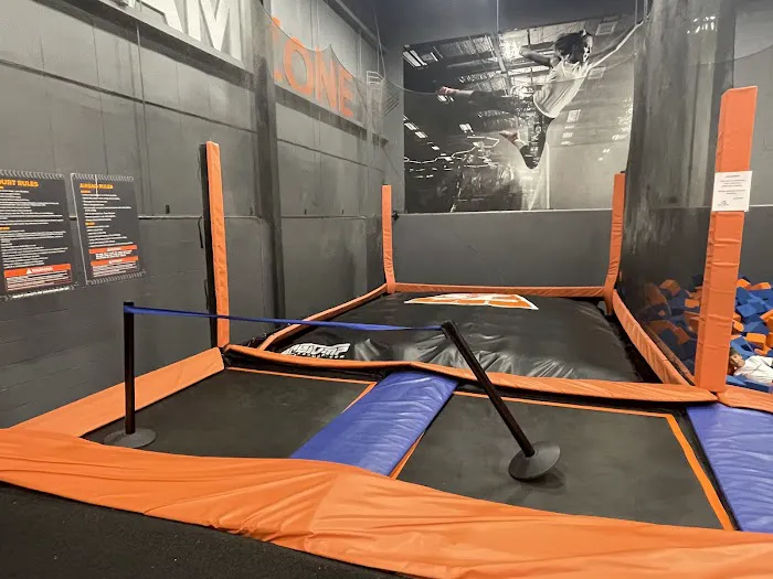 Sky Zone Trampoline Park Picture 5