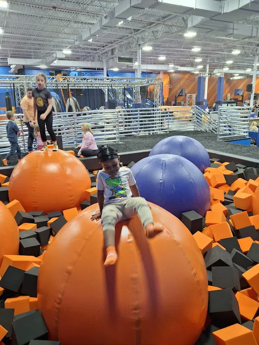 Sky Zone Trampoline Park Picture 1