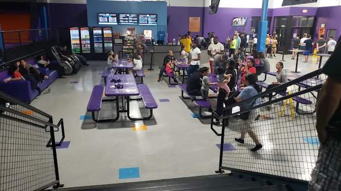 Altitude Trampoline Park - Skokie Picture 3