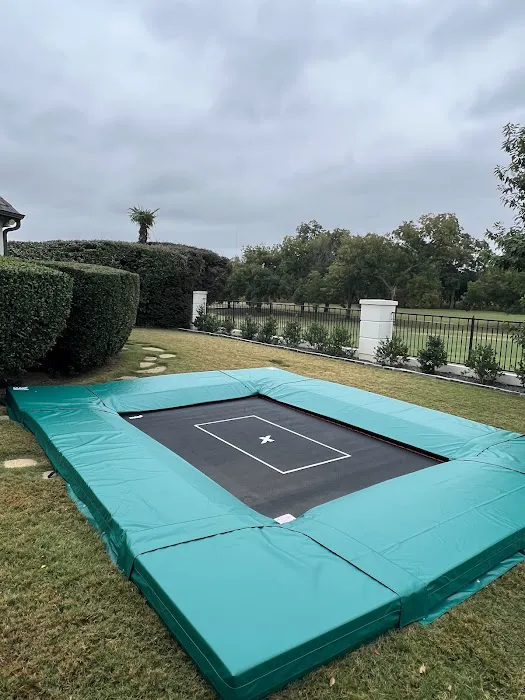 MaxAir Trampolines Picture 1