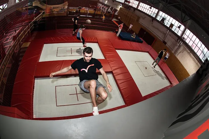 MaxAir Trampolines Picture 5