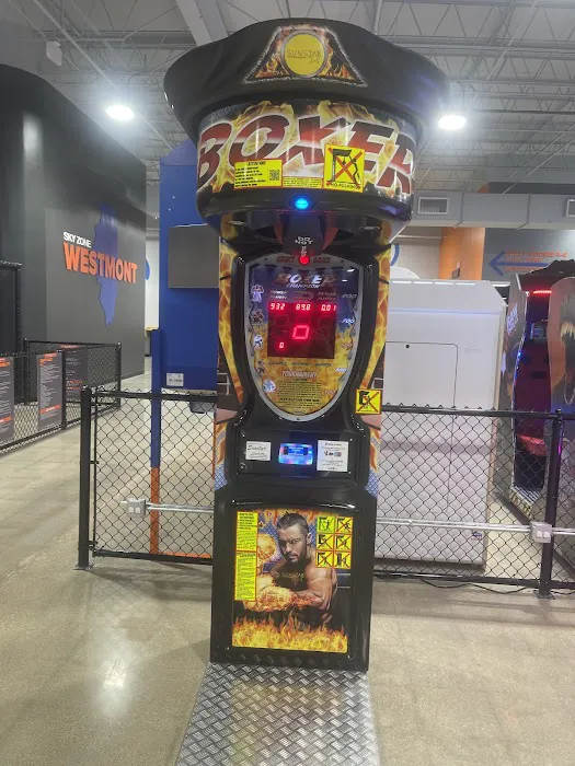 Sky Zone Trampoline Park Picture 5