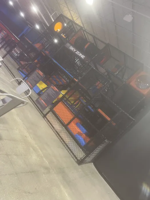 Sky Zone Trampoline Park Picture 6