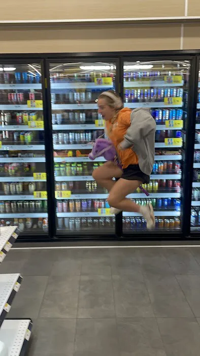 Sky Zone Trampoline Park Picture 4