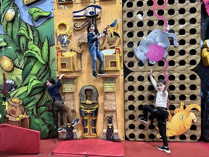 ClimbZone Chicago Picture 7