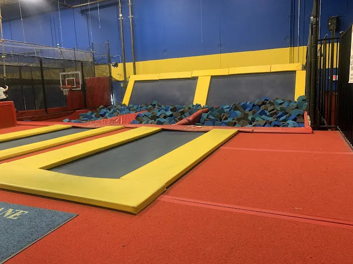 Sky High Sports Niles Picture 2