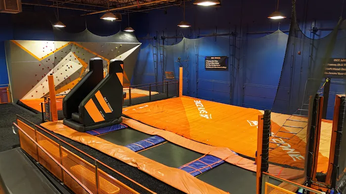 Sky Zone Trampoline Park Picture 5