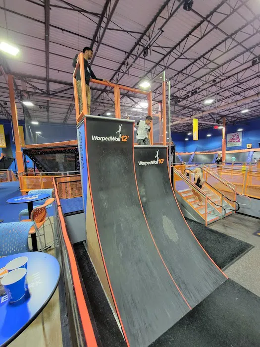 Sky Zone Trampoline Park Picture 4