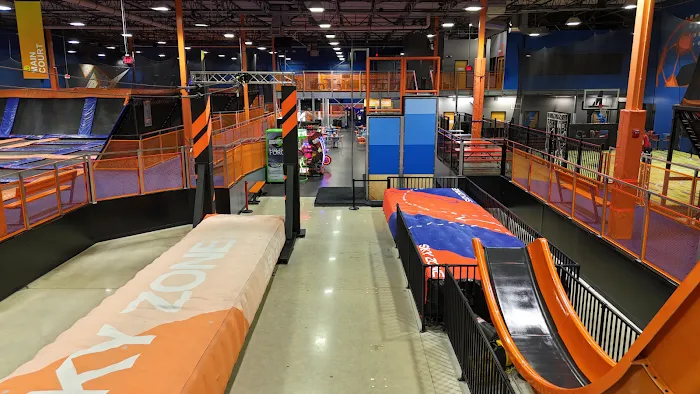 Sky Zone Trampoline Park Picture 9