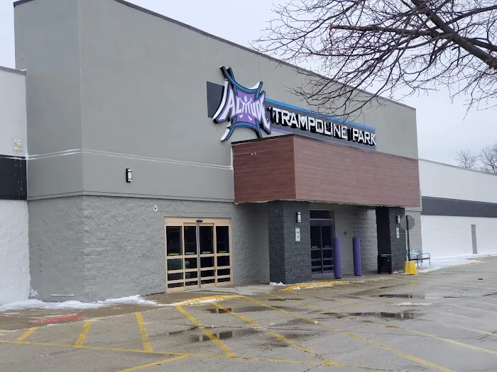 Altitude Trampoline Park - Lombard Picture 4