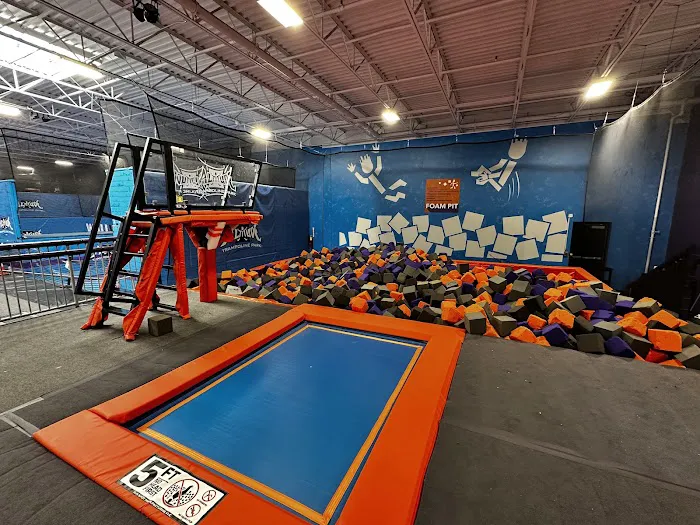 Altitude Trampoline Park - Lombard Picture 9