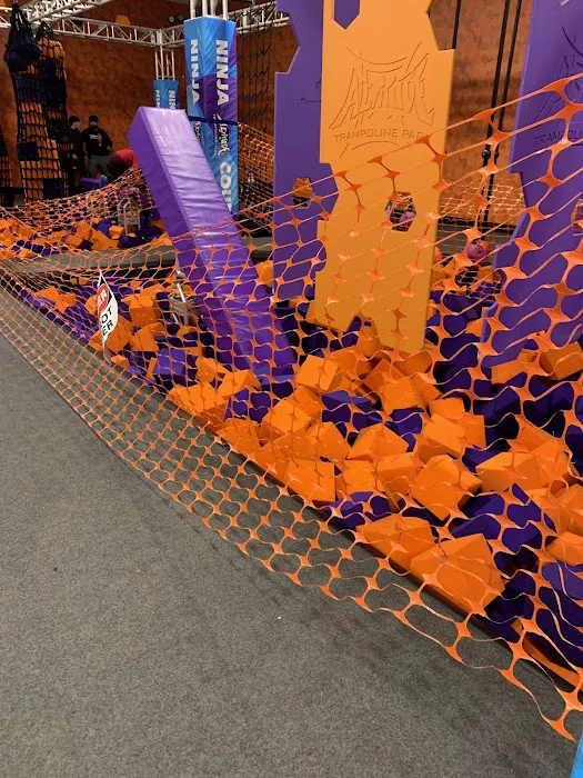 Altitude Trampoline Park - Lombard Picture 10