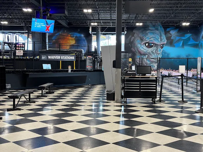 Sky Zone Trampoline Park Picture 3