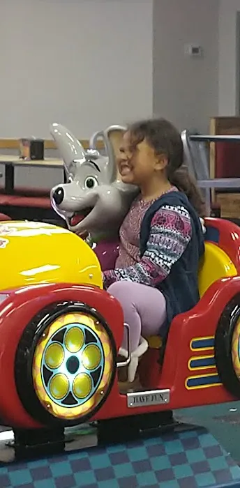 Chuck E. Cheese Picture 5