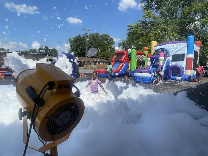 Fun Zone Indoor Party & Play Picture 4