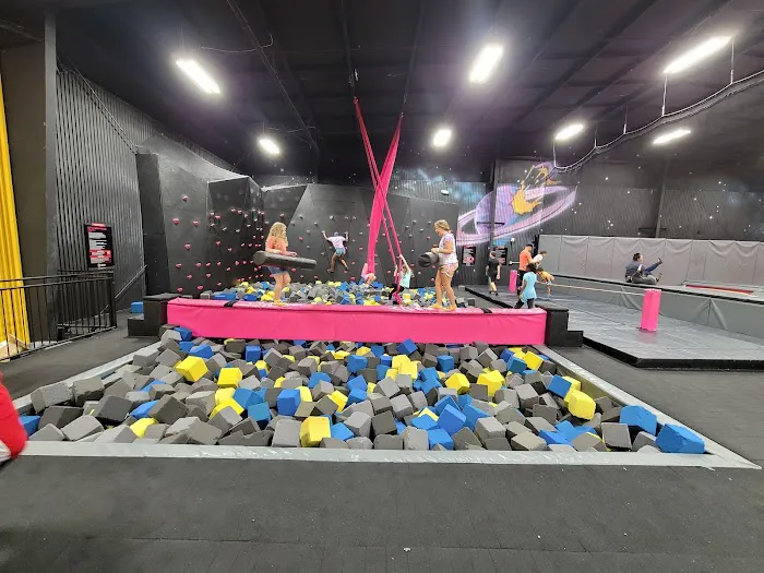Sky Zone Trampoline Park Picture 3