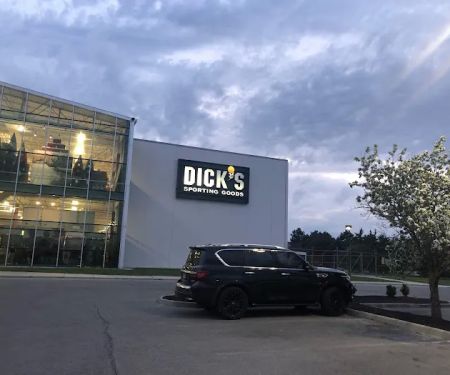 DICK'S Sporting Goods