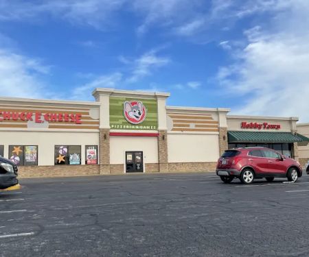 Chuck E. Cheese
