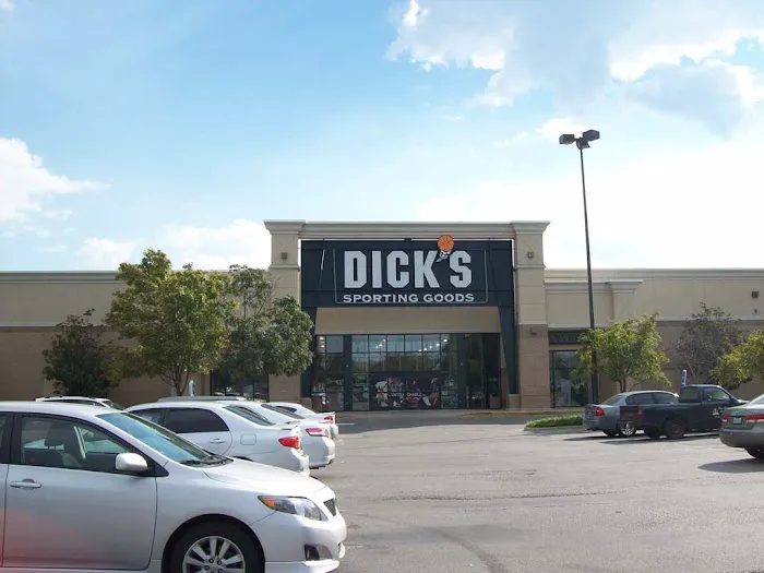 DICK'S Sporting Goods Picture 5