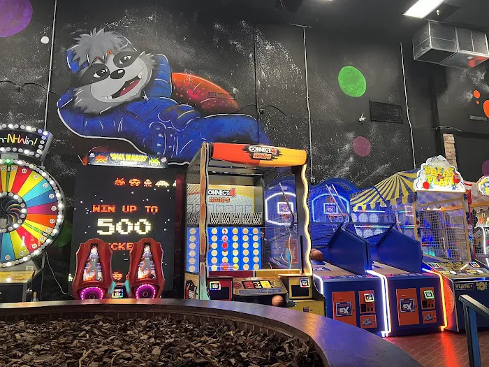 Thrive Family Fun Center Picture 1