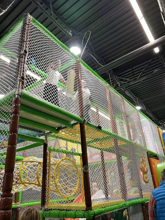 Sky Zone Trampoline Park Picture 8
