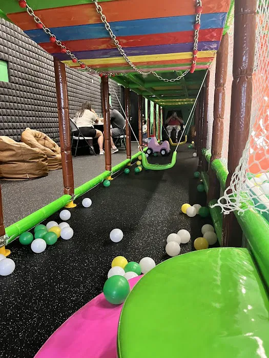 Sky Zone Trampoline Park Picture 2