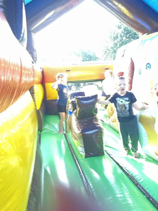 Zero G Inflatables LLC Picture 9