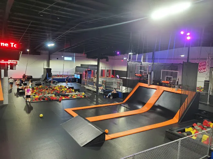 Sky Zone Trampoline Park Picture 9