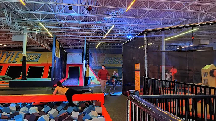 Urban Air Trampoline and Adventure Park Picture 8