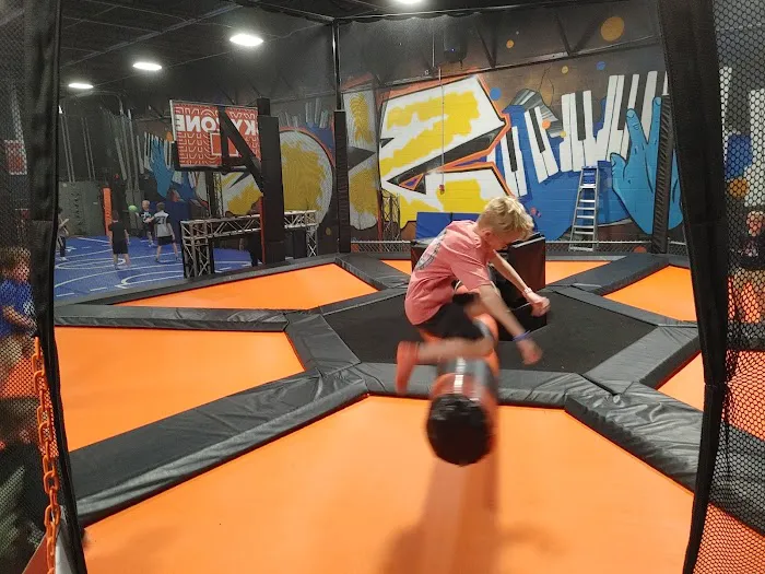 Sky Zone Murfreesboro Picture 2
