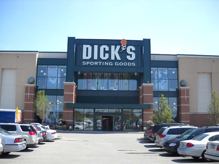 DICK'S Sporting Goods Picture 2