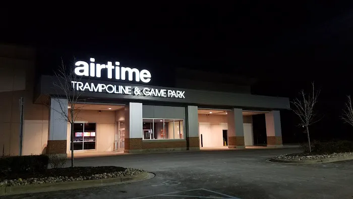 Airtime Trampoline & Game Park Troy Picture 4