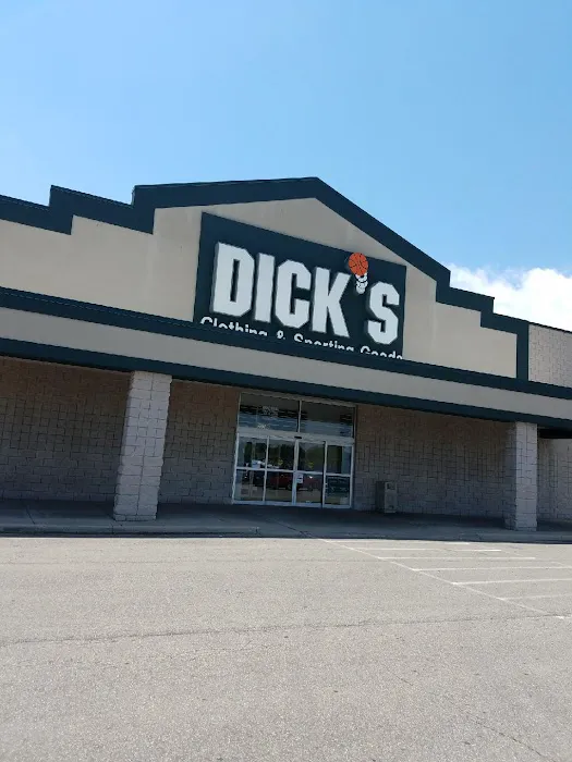 DICK'S Sporting Goods Picture 9