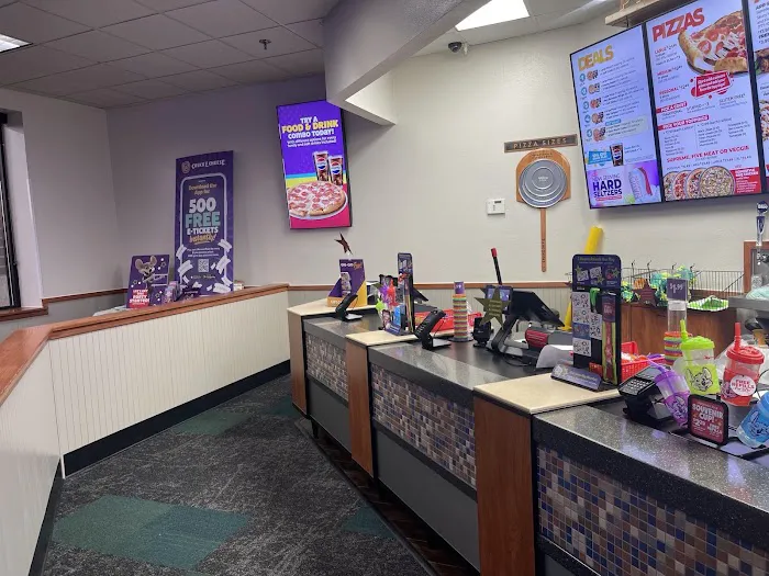Chuck E. Cheese Picture 6