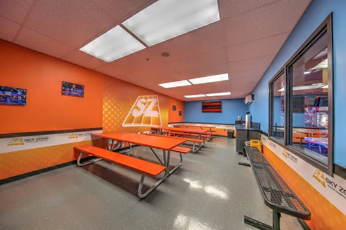Sky Zone Westlake Picture 7