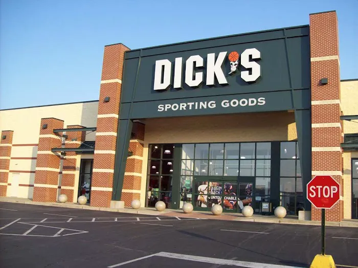 DICK'S Sporting Goods Picture 4